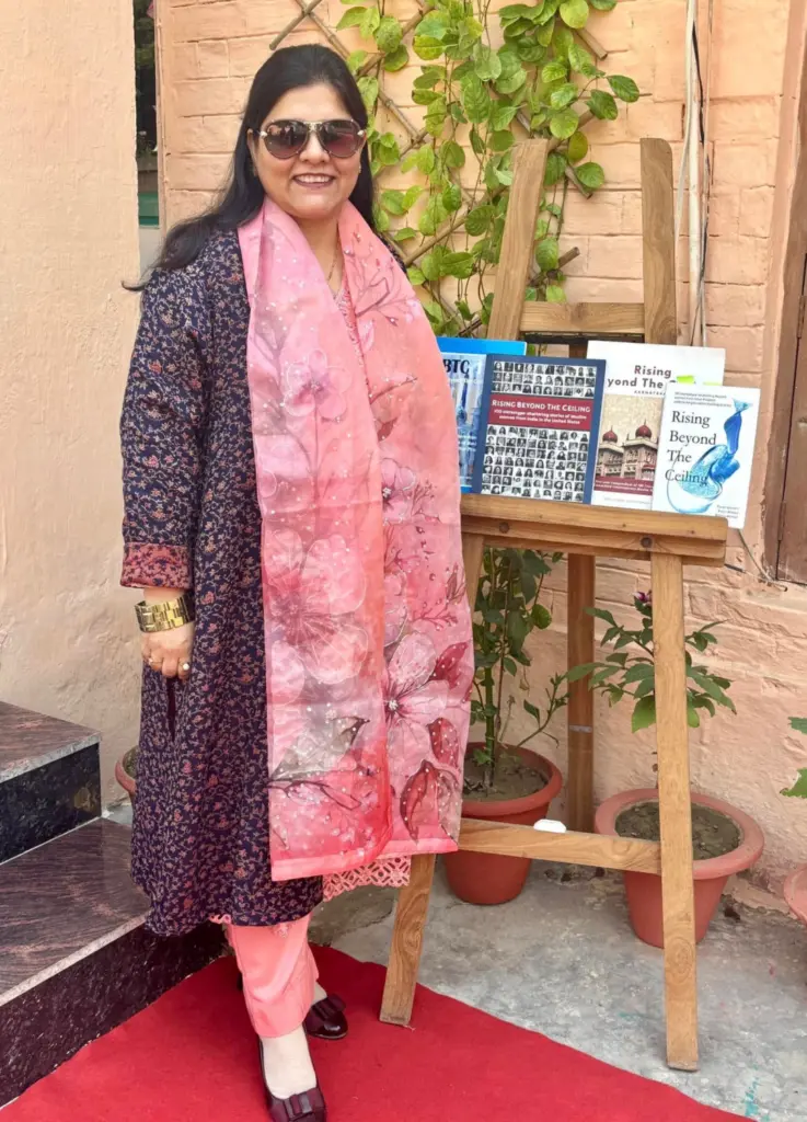 Nahid Lari Khan Photo