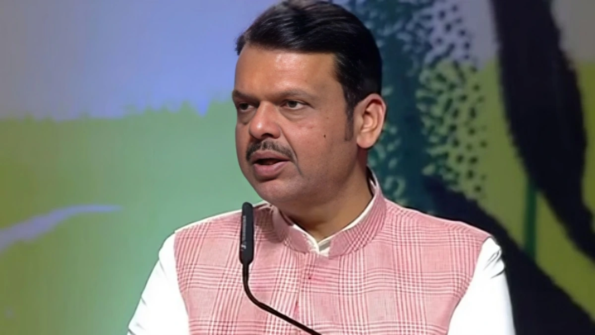 महाराष्ट्र के मुख्यमंत्री को कोर्ट ने समन