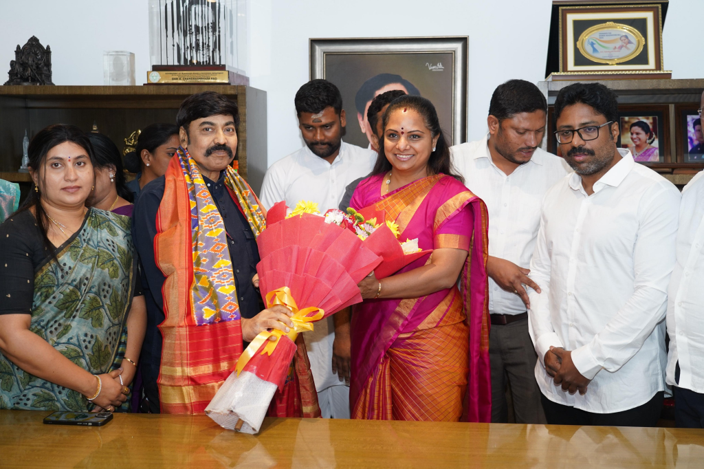 डॉ. सूरज मंडल ने की कविता कलवकुंतला से मुलाकात