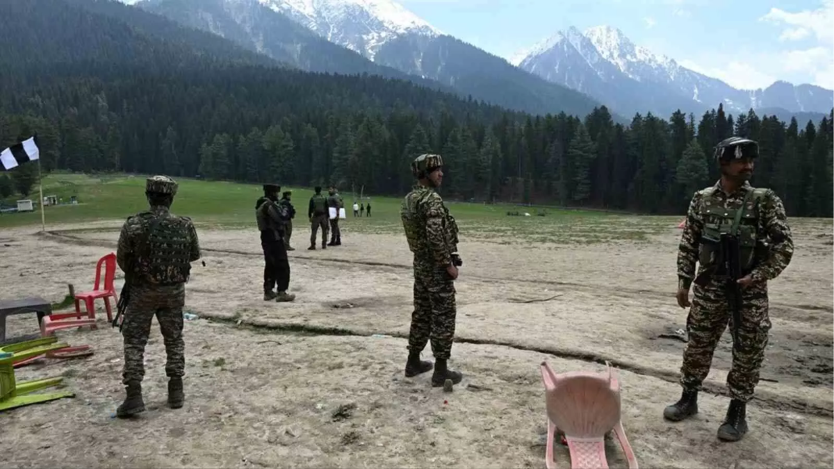 पहलगाम त्रासदी: हिन्दू पुरुषार्थ की परीक्षा