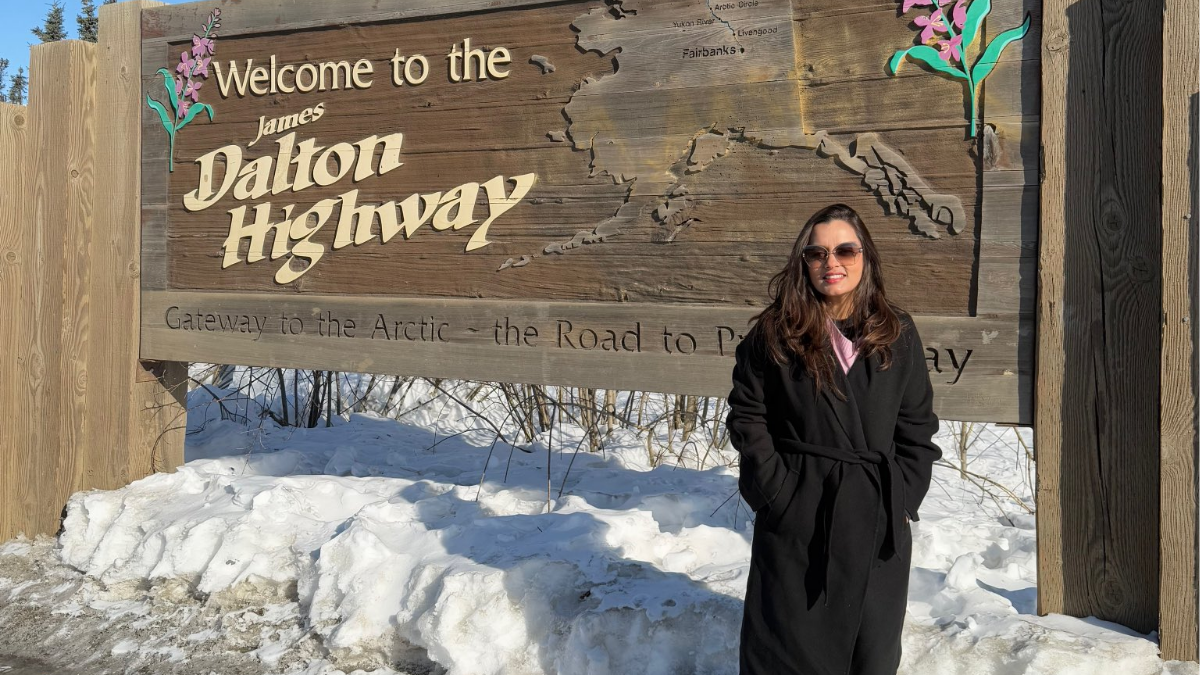 पुरुष अधिकारी ने उद्यमी श्रुति चतुर्वेदी की शारीरिक जांच की