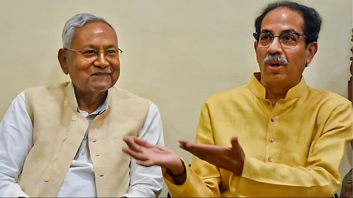 राजनीति के दो चेहरे