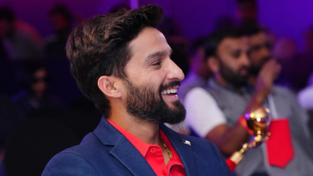 RCB फैंस का प्यार अनमोल है