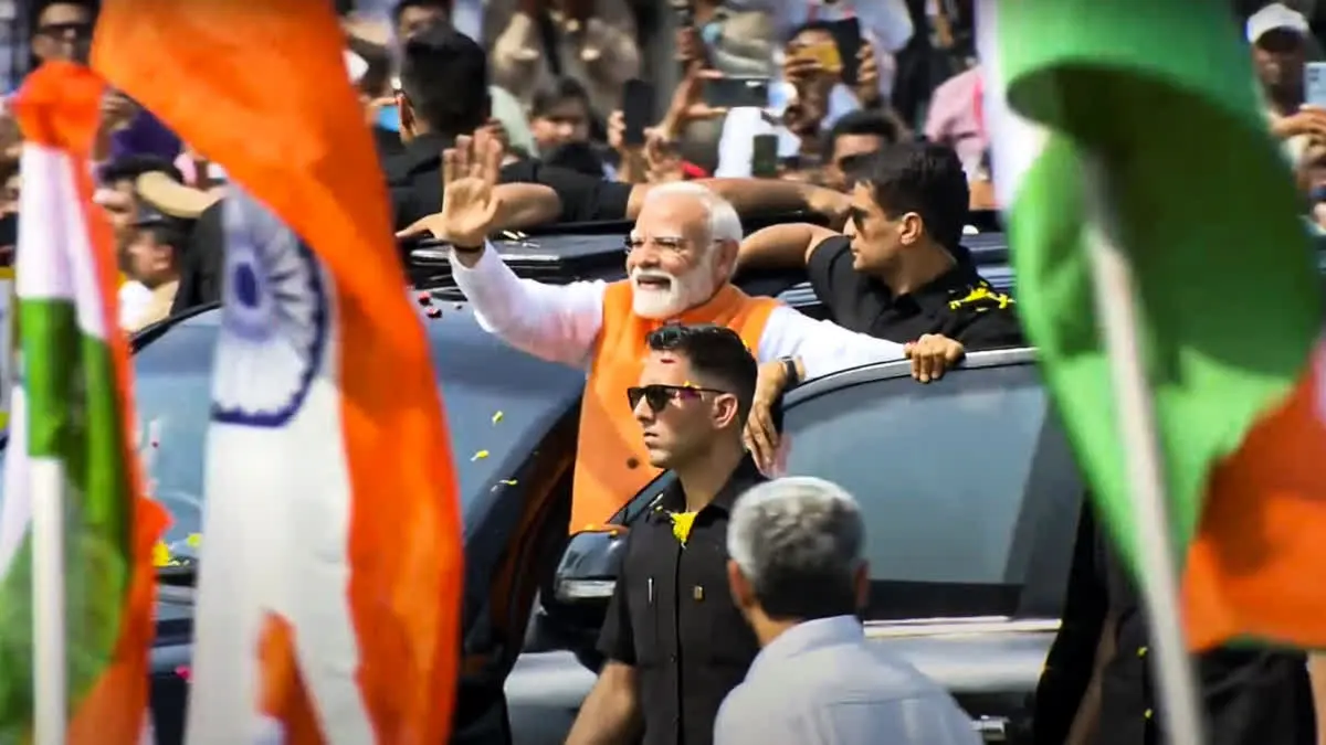 प्रधानमंत्री मोदी का गुजरात दौरा