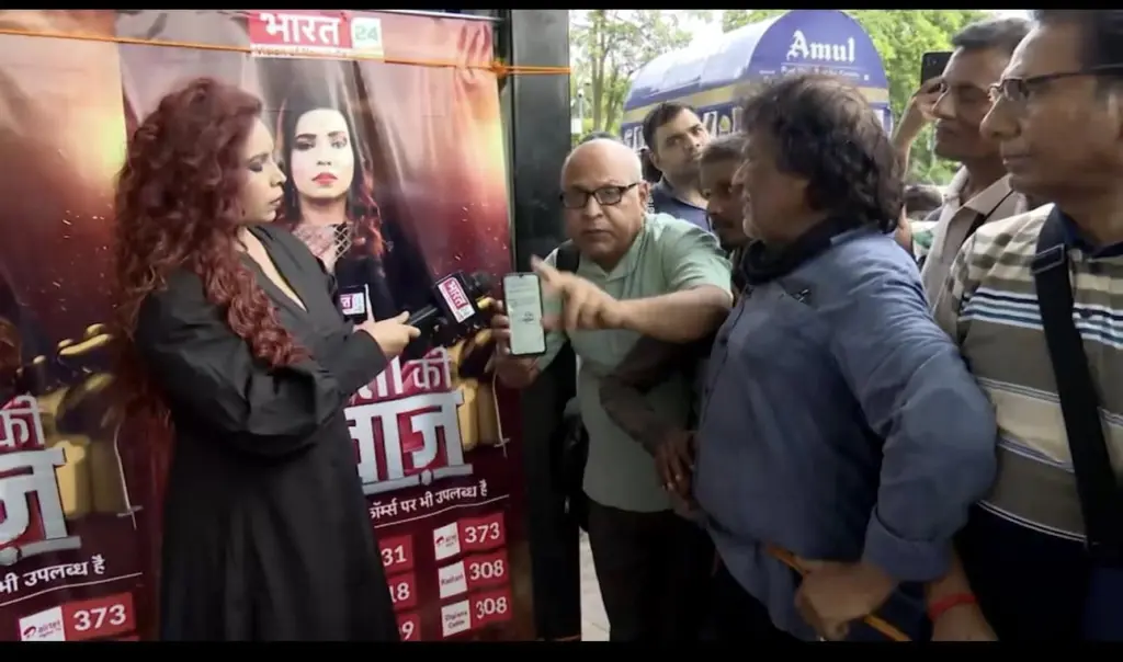 Anchor Shazia Nisar capturing the public's voice in live coverage