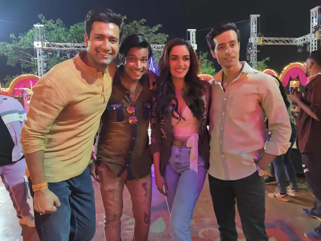 आशुतोष उज्ज्वल ने विक्की कौशल और दूसरे एक्टर्स के साथ