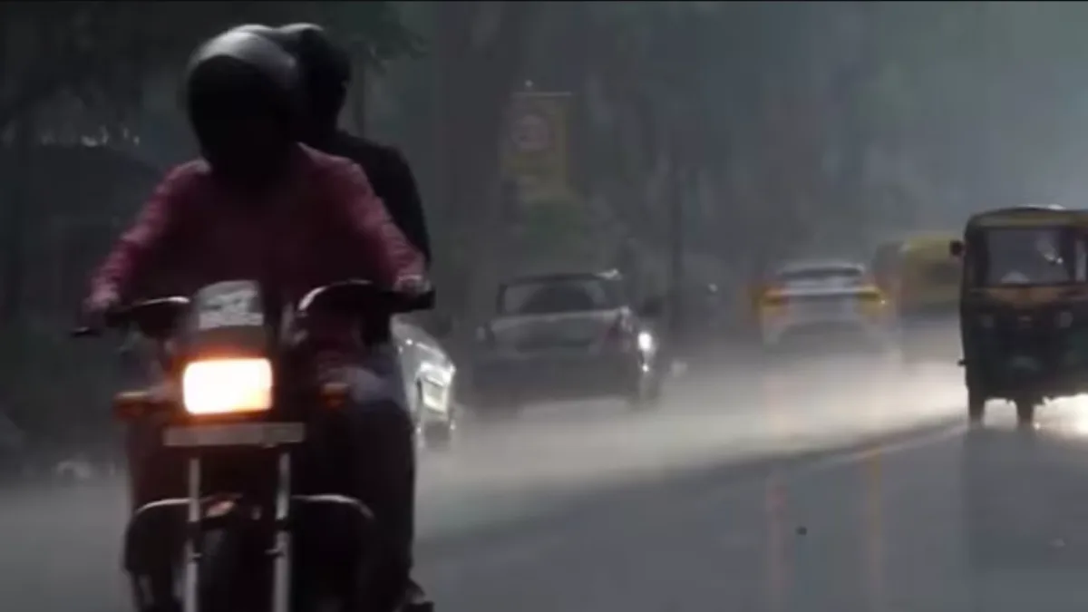 दिल्ली में झमाझम बारिश से राहत IMD ने रेड अलर्ट जारी किया