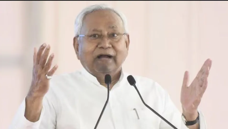 बिहार में पेंशन अब 1100 रुपये नीतीश का चुनावी मास्टरस्ट्रोक