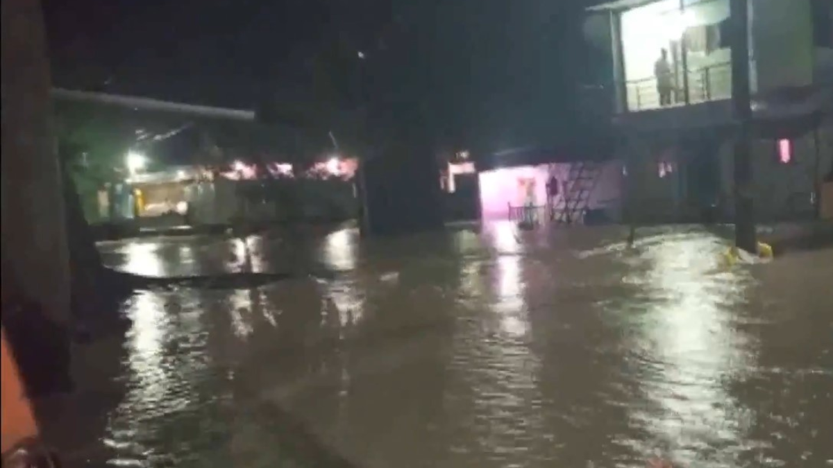 हुब्बल्ली में पानी भर गया