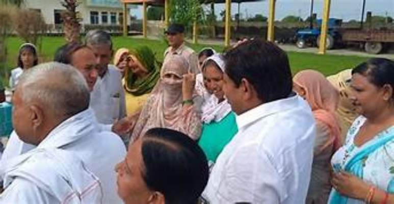 Surender Panwar meet rural people