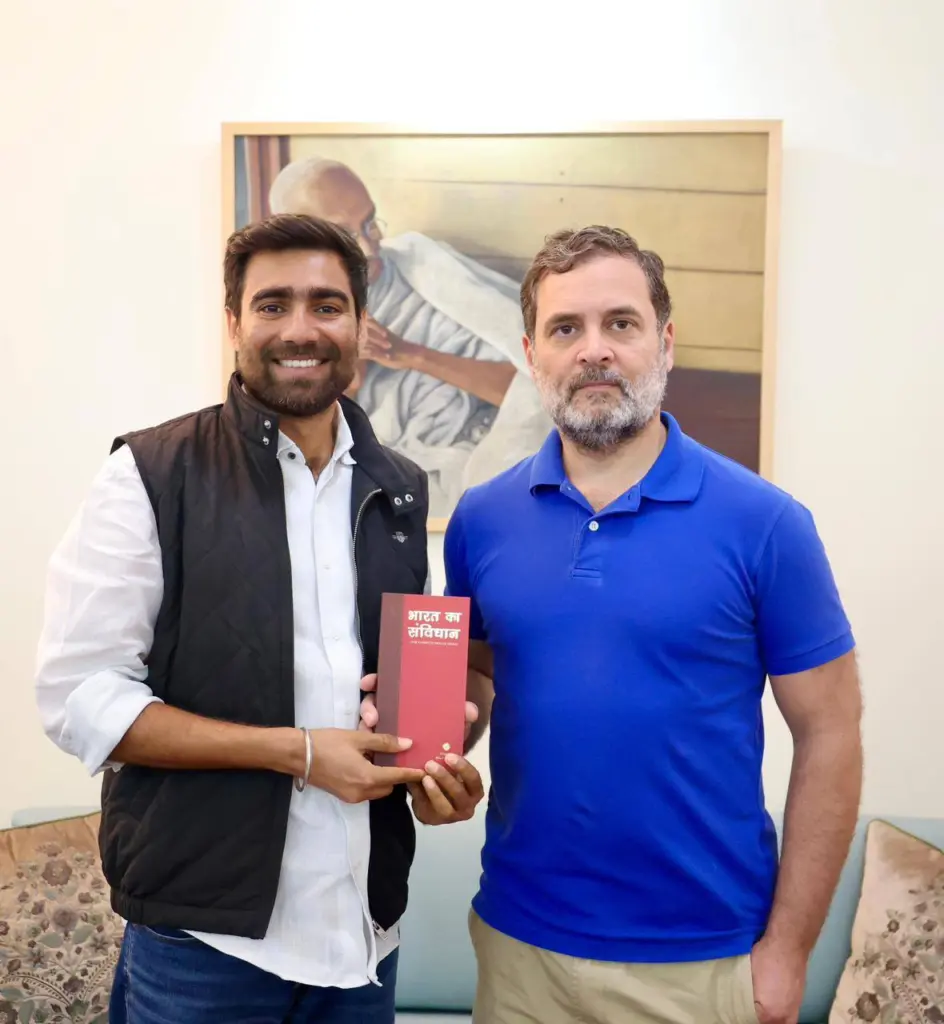 Vinod Jakhar with Rahul Gandhi