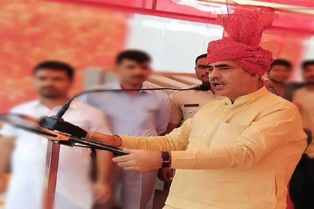 Mool Chand Sharma giving speech