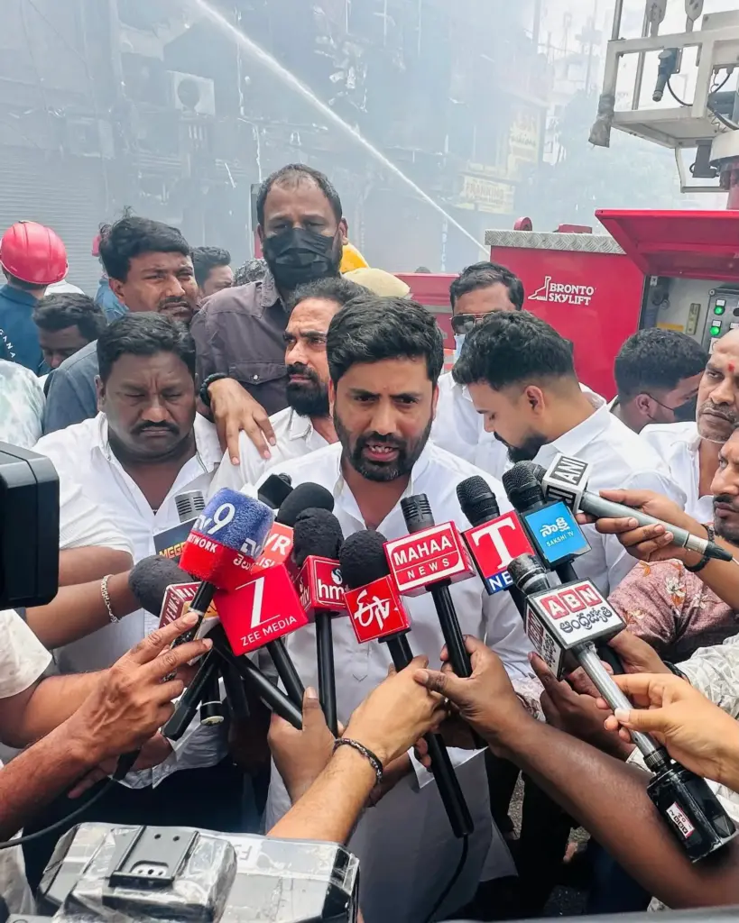 Anil Kumar Yadav interacts with reporters (1)