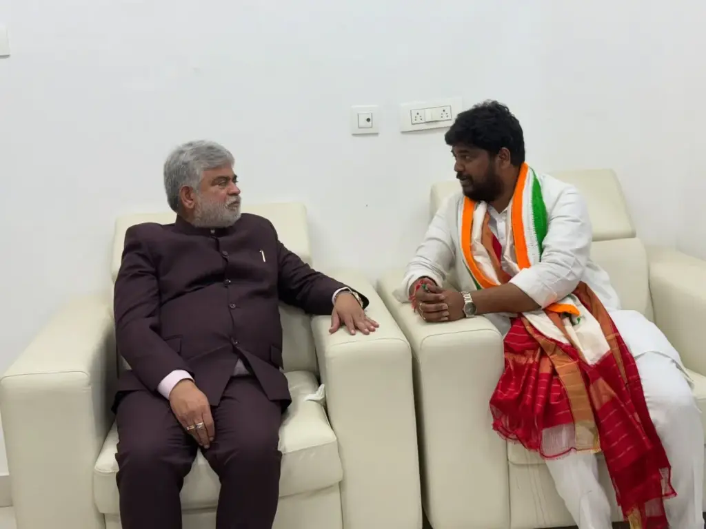 Naveen Yadav with Gaddam Prasad Kumar